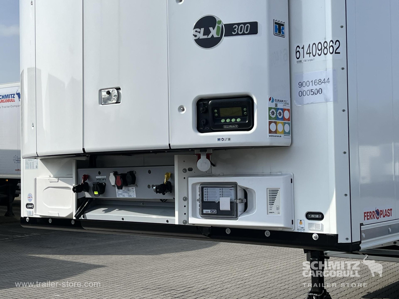 Schmitz Cargobull Tiefkühler Standard Doppelstock Trennwand 