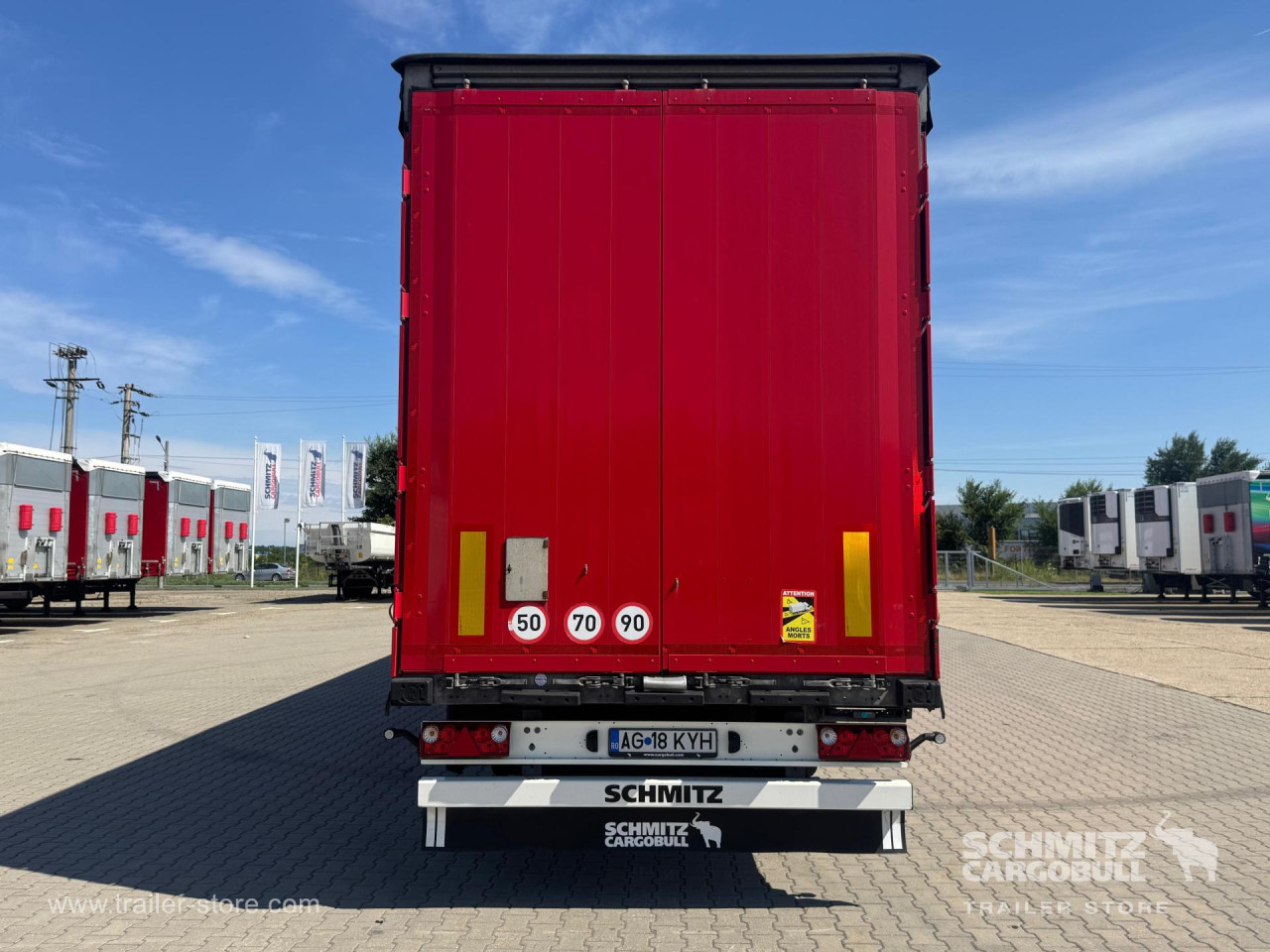 Schmitz Cargobull Curtainsider Mega 