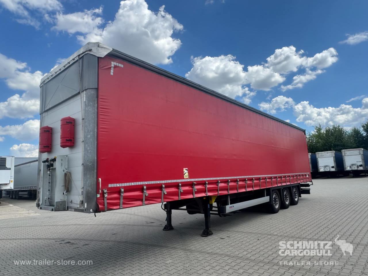 Schmitz Cargobull Curtainsider Mega 