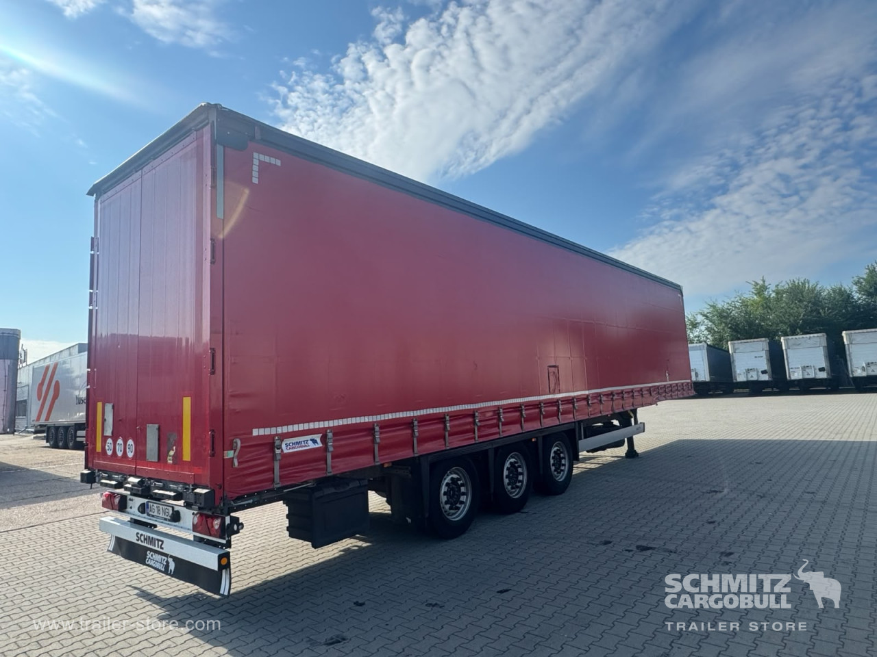 Schmitz Cargobull Curtainsider Mega 