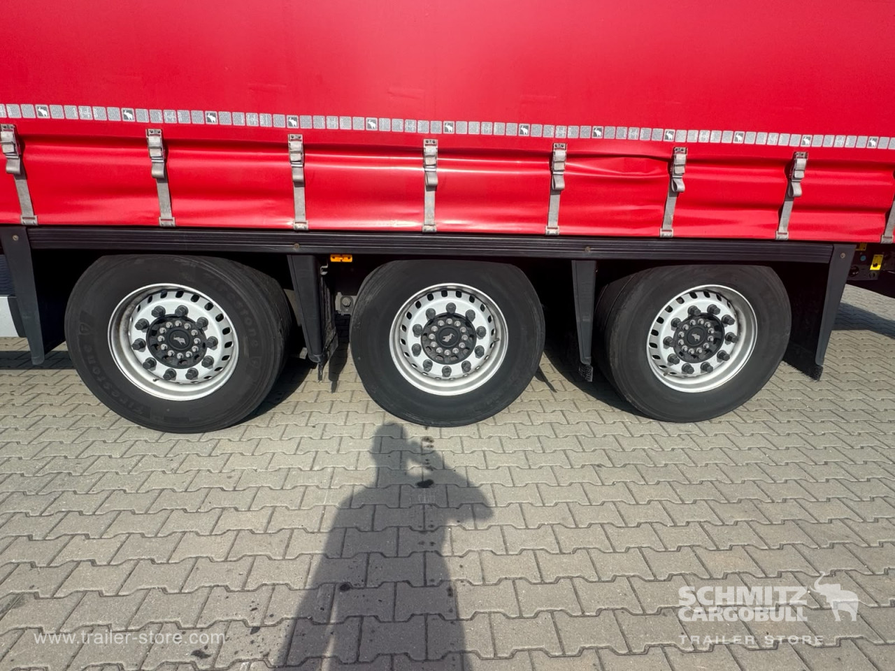 Schmitz Cargobull Curtainsider Mega 