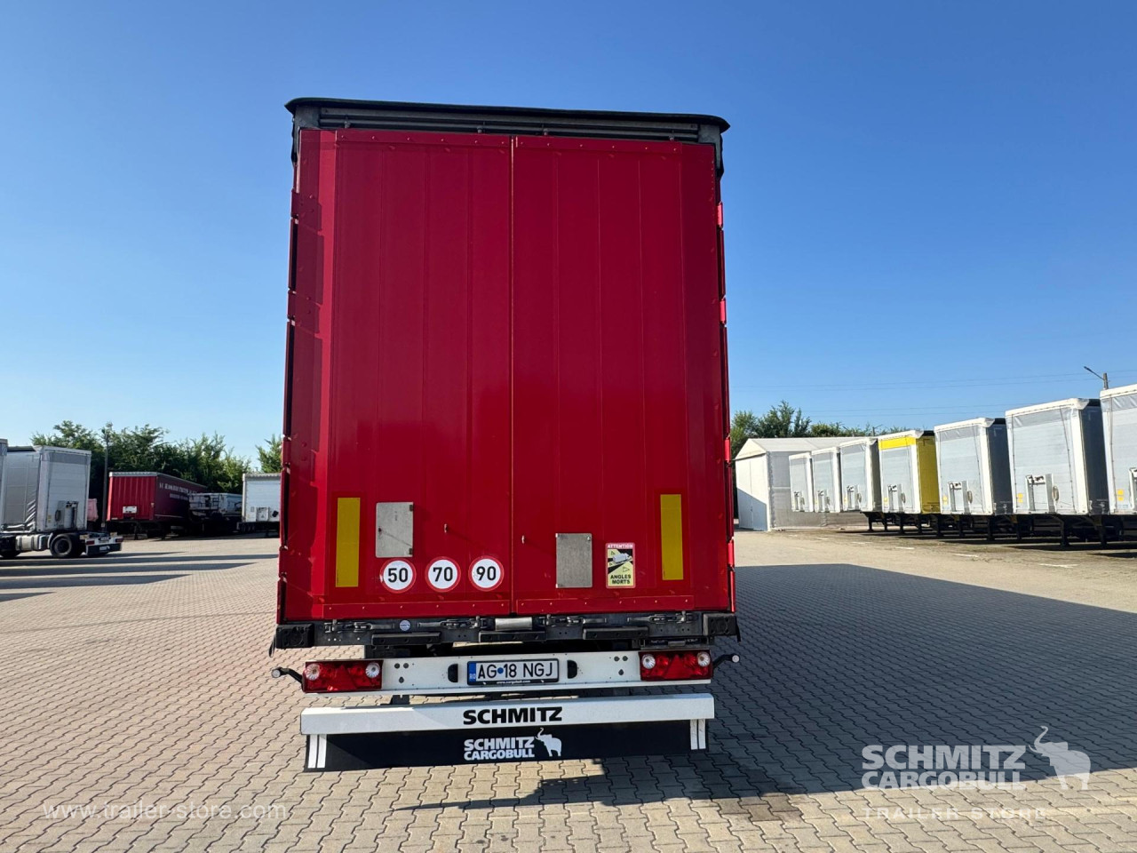 Schmitz Cargobull Curtainsider Mega 