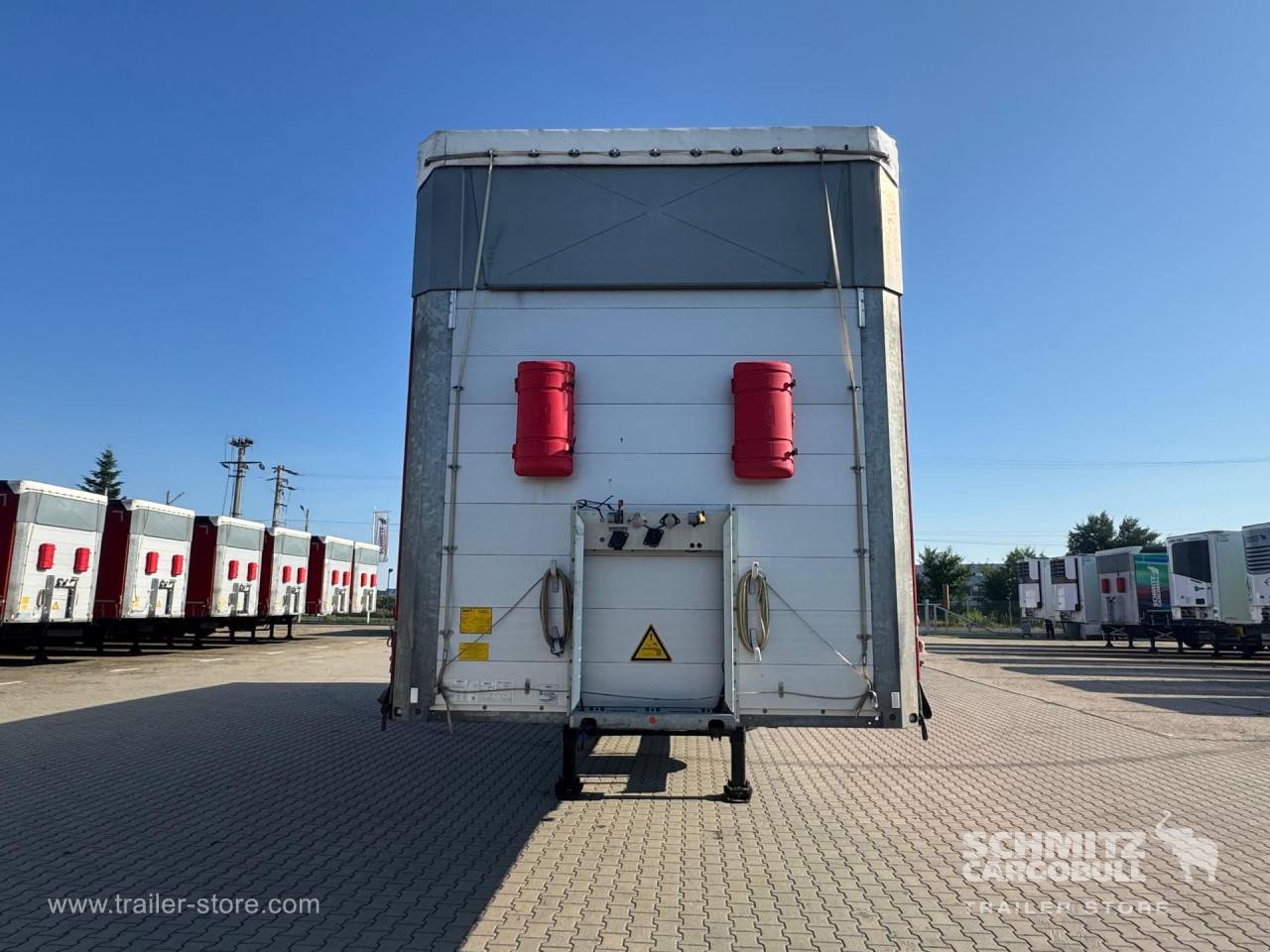 Schmitz Cargobull Curtainsider Mega 