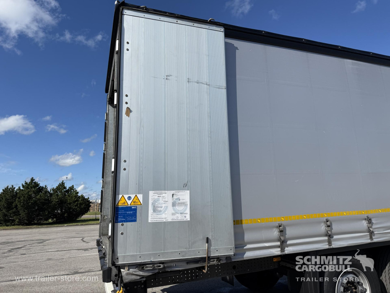 Schmitz Cargobull Curtainsider Standard 
