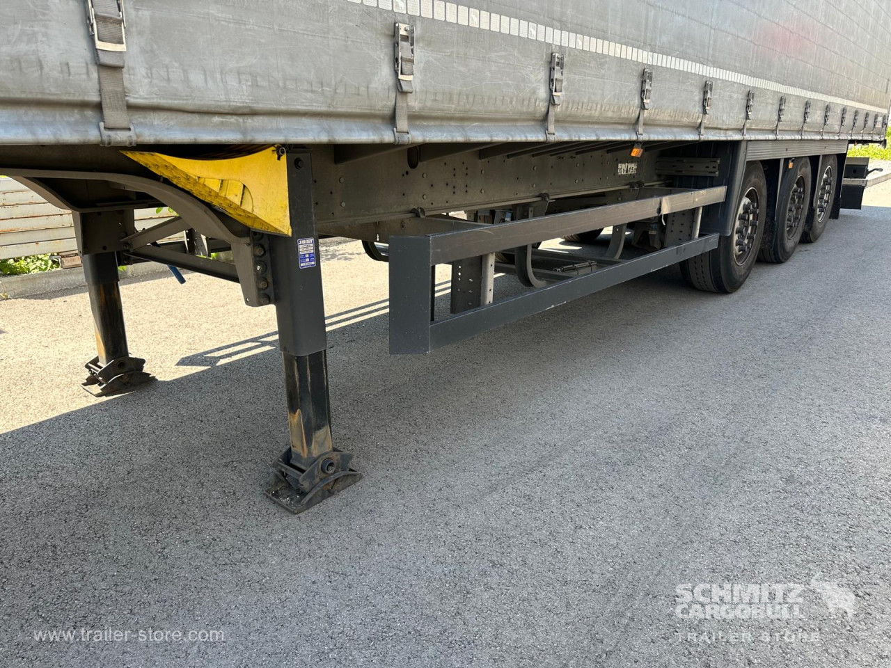 Schmitz Cargobull Semitrailer Curtainsider Coil 