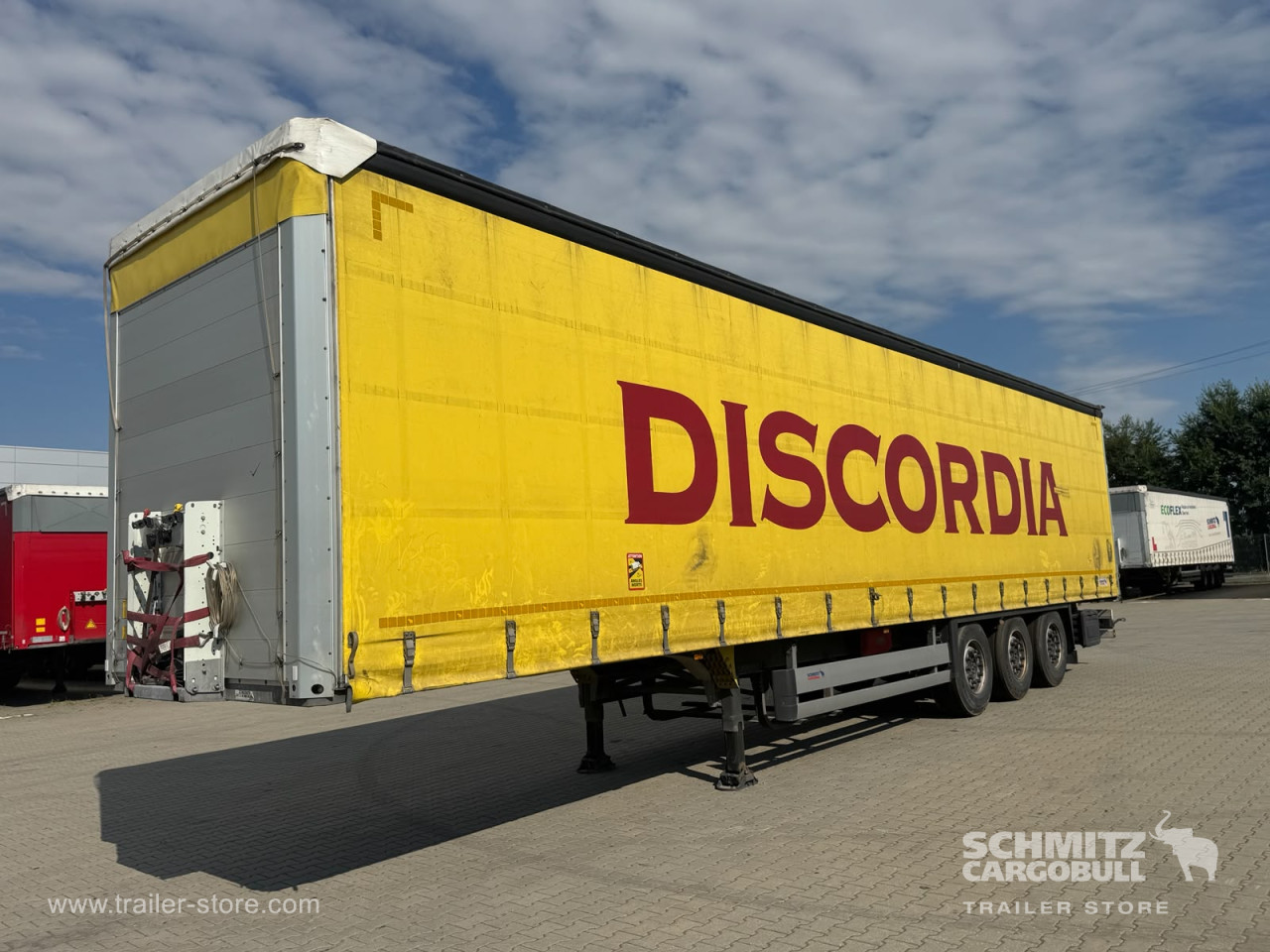 Schmitz Cargobull Curtainsider Standard 