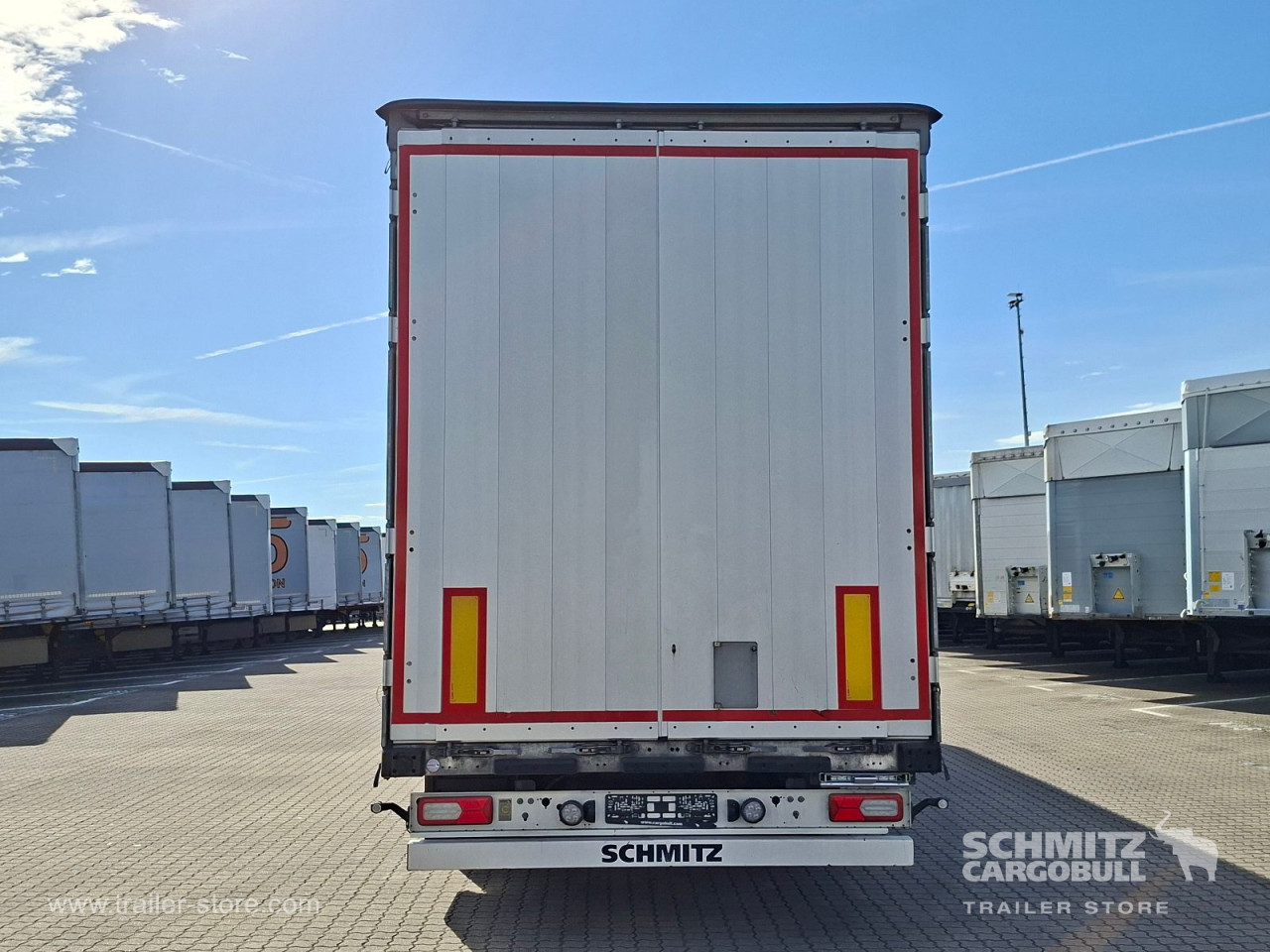 Schmitz Cargobull Curtainsider Mega 