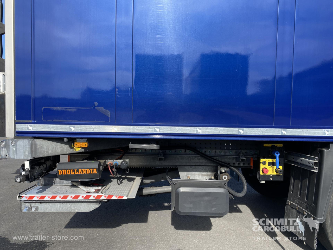 Schmitz Cargobull Semitrailer Reefer Standard Hayon 