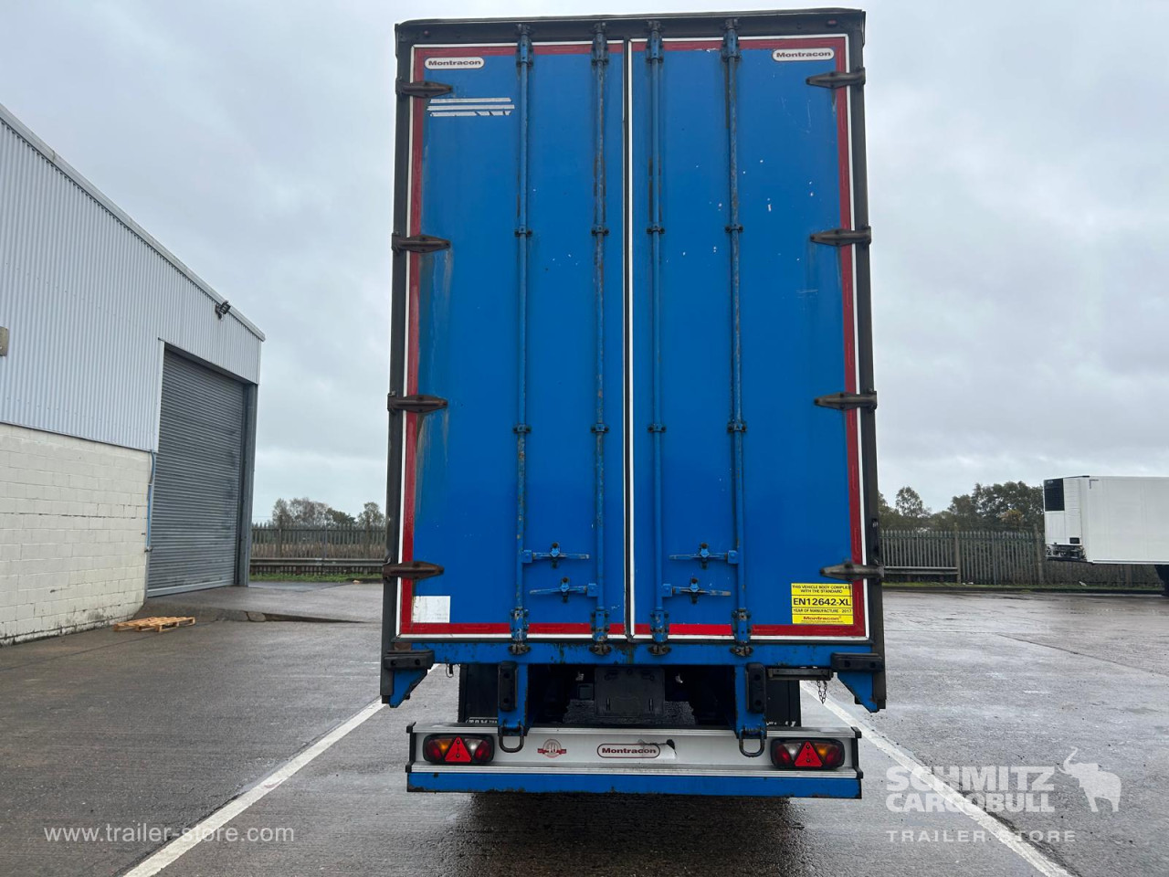 MONTRACON Curtainsider Standard UK 