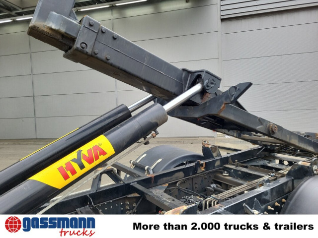 Iveco EuroCargo 120-220 4x2 