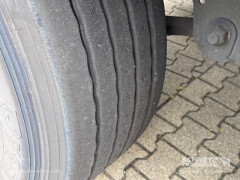 Schmitz Cargobull Oplegger Vries Multitemp Taillift 