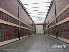 Schmitz Cargobull Semitrailer Curtainsider Standard Hayon 