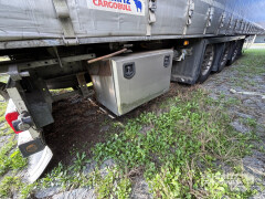 Schmitz Cargobull Curtainsider Varios 