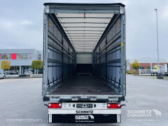 Schmitz Cargobull Curtainsider Mega 