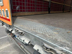 Schmitz Cargobull Semitrailer Curtainsider Standard Hayon 