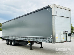 Schmitz Cargobull Curtainsider Mega Getränke 