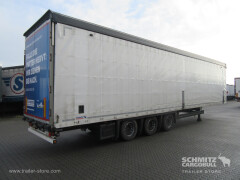 Schmitz Cargobull Curtainsider Mega Getränke 