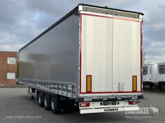 Schmitz Cargobull Curtainsider Mega Getränke 