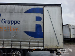 Schmitz Cargobull Curtainsider Mega Getränke 