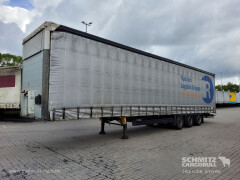 Schmitz Cargobull Curtainsider Mega Getränke 