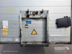 Schmitz Cargobull Curtainsider Mega Getränke 