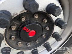 Schmitz Cargobull Oplegger Vries Standard Roller shutter door 