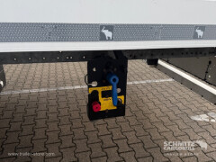 Schmitz Cargobull Oplegger Vries Standard Roller shutter door 