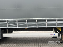 Schmitz Cargobull Curtainsider Mega Getränke 