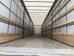 Schmitz Cargobull Curtainsider Standard 
