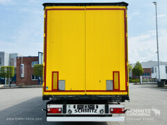 Schmitz Cargobull Curtainsider Standard Getränke 