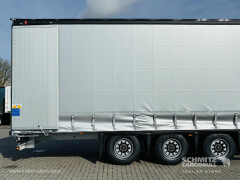 Schmitz Cargobull Curtainsider Mega Getränke 