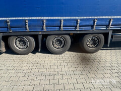 Schmitz Cargobull Curtainsider Mega 