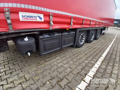 Schmitz Cargobull Curtainsider Mega 