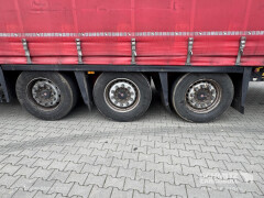 Schmitz Cargobull Curtainsider Mega 