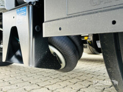 Schmitz Cargobull Curtainsider Mega Getränke 