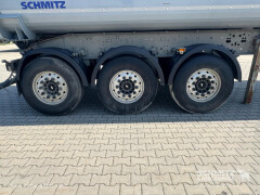 Schmitz Cargobull Tipper Steel half pipe body 25m³ 
