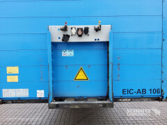 Schmitz Cargobull Curtainsider Mega Getränke 