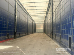 Schmitz Cargobull Semitrailer Curtainsider Mega 