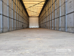Schmitz Cargobull Curtainsider Standard Getränke 