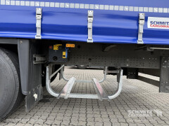 Schmitz Cargobull Curtainsider Standard Getränke 