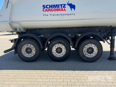 Schmitz Cargobull Tipper Steel half pipe body 25m³ 