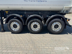 Schmitz Cargobull Tipper Steel half pipe body 25m³ 