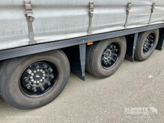 Schmitz Cargobull Curtainsider Mega 