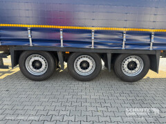 Schmitz Cargobull Curtainsider Mega 