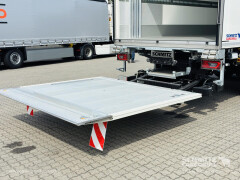 Schmitz Cargobull Frischdienst Standard Ladebordwand 