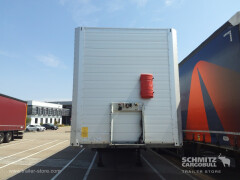 Schmitz Cargobull Semitrailer Dryfreight Standard Porte relevante 