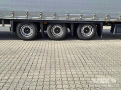 Schmitz Cargobull Curtainsider Mega 