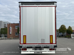 Schmitz Cargobull Curtainsider Mega Getränke 