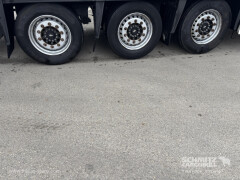 Schmitz Cargobull Reefer Meat hanging system 